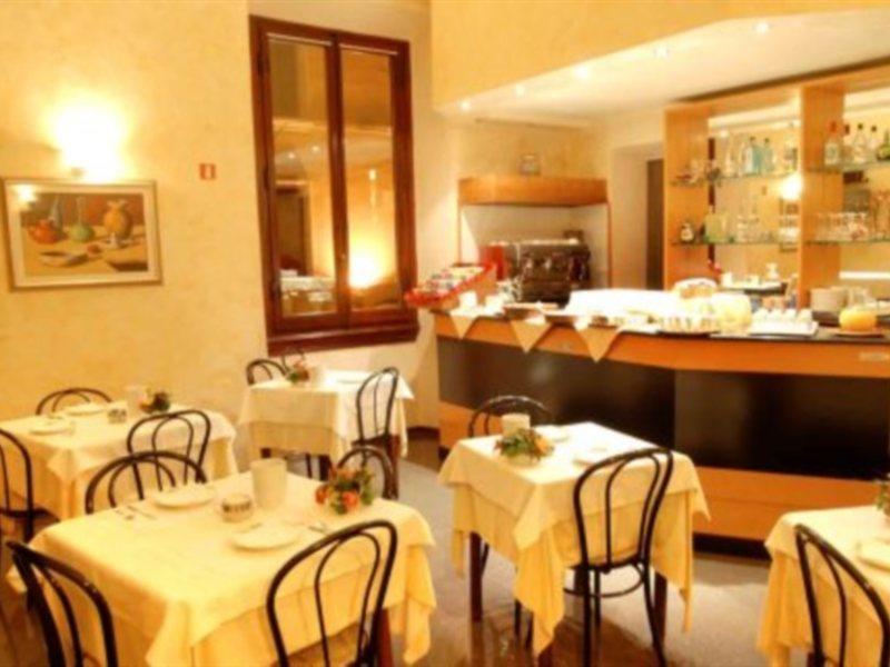Hotel Brooklyn - Ex Hotel Lombardi Florence Ngoại thất bức ảnh